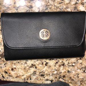 Black wallet